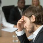 El acoso laboral puede acarrear estrés, depresión y ansiedad en el trabajador